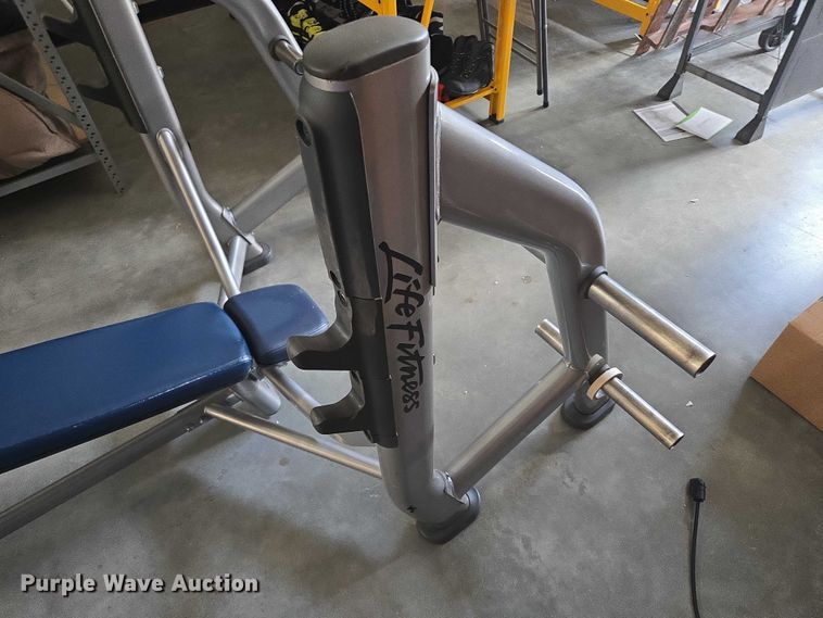 image for item DY0994 Life Fitness SODB-0102-101 bench