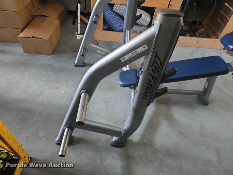 image for item DY0994 Life Fitness SODB-0102-101 bench