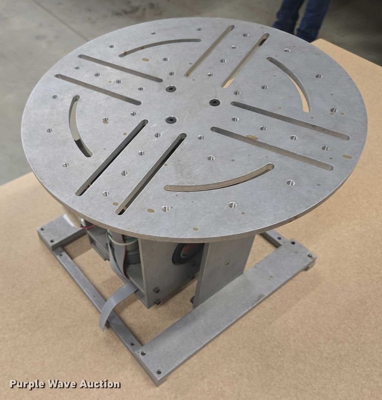 image for item DY0997 Rhino Tilt Carousel tool