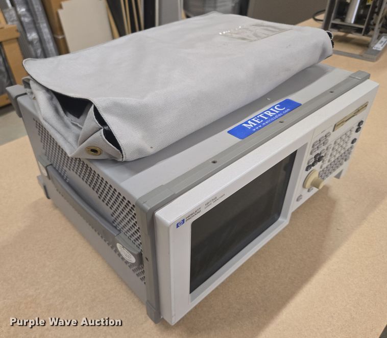 image for item DY0998 Hewlett Packard Logic  analyzer