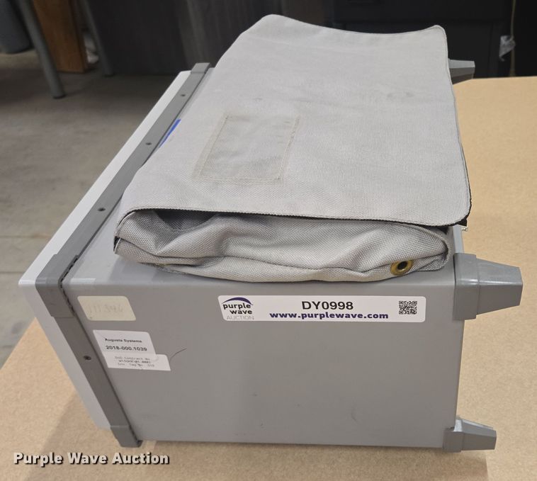 image for item DY0998 Hewlett Packard Logic  analyzer