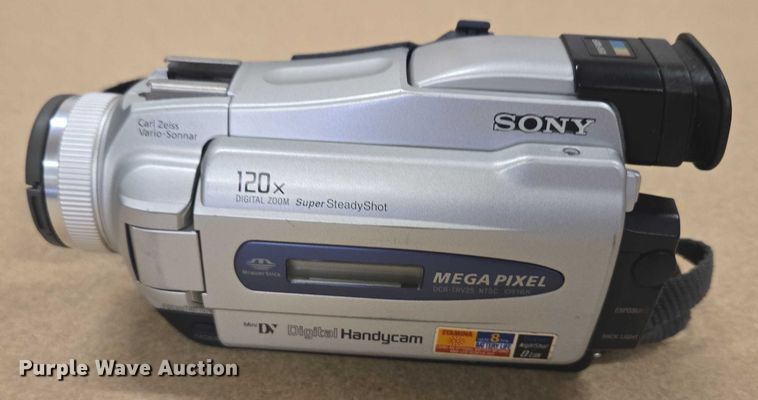 image for item DY0999 Sony 120x digital video camera 