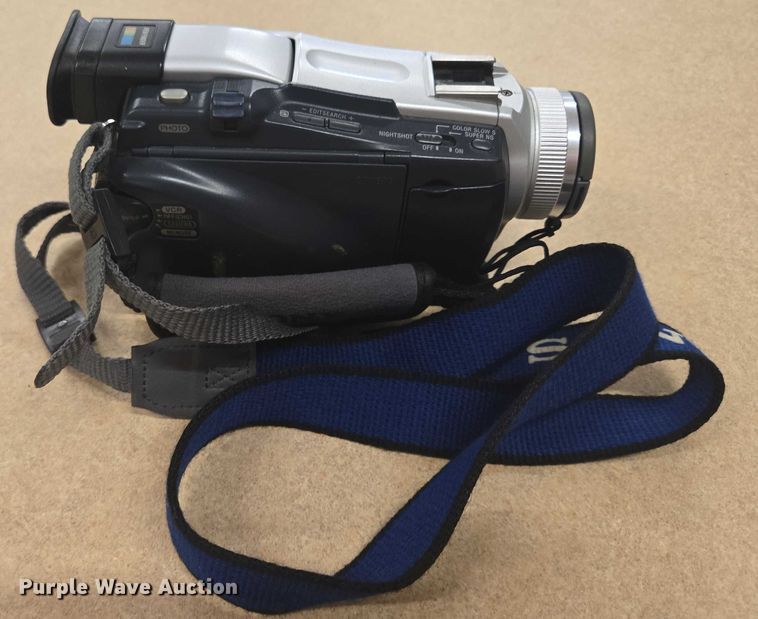 image for item DY0999 Sony 120x digital video camera 