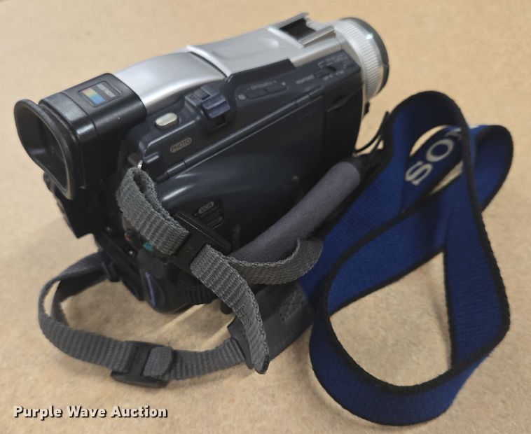 image for item DY0999 Sony 120x digital video camera 