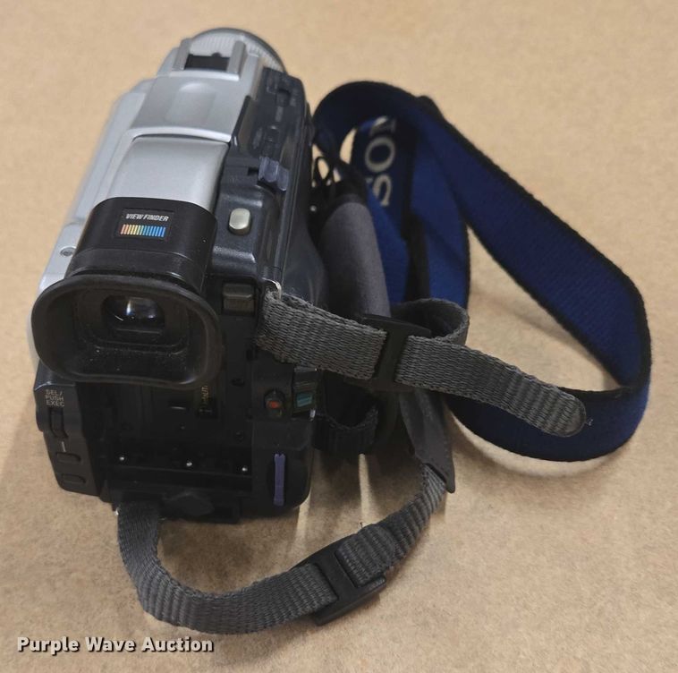 image for item DY0999 Sony 120x digital video camera 