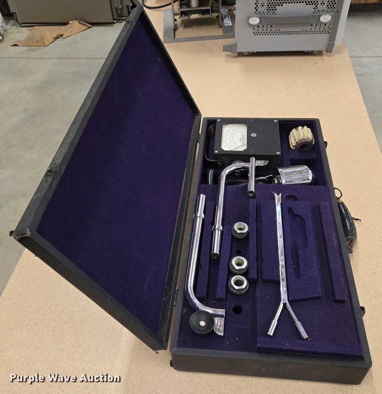 image for item DY1002 Alnor velometer