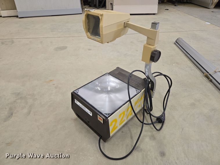 image for item DY1003 3M 313 projector 