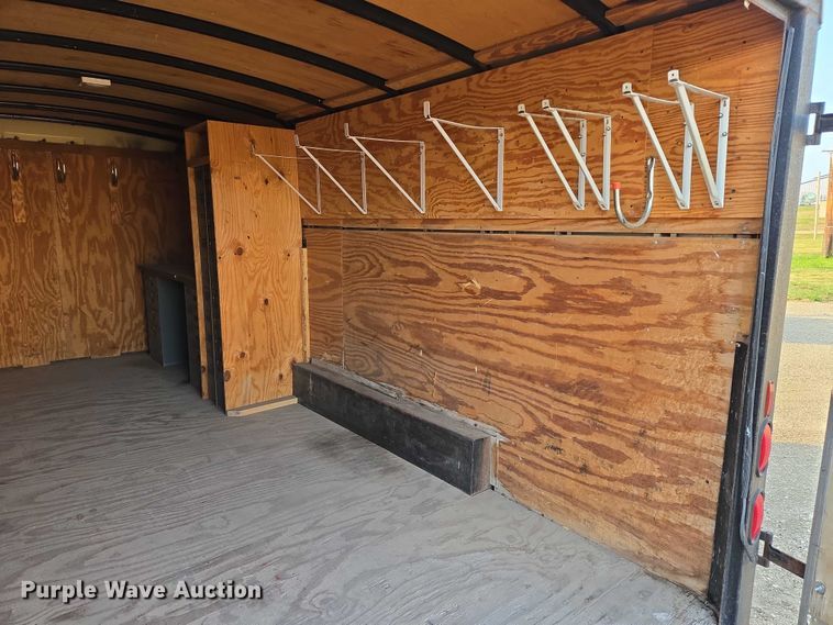 image for item DY1006 1997 Avenger enclosed cargo trailer