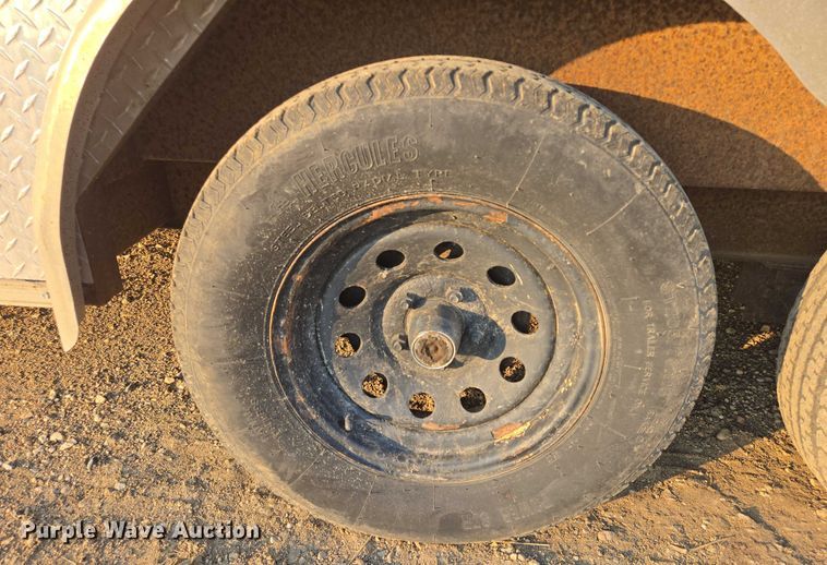 image for item DY1006 1997 Avenger enclosed cargo trailer