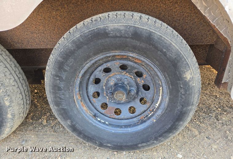 image for item DY1006 1997 Avenger enclosed cargo trailer