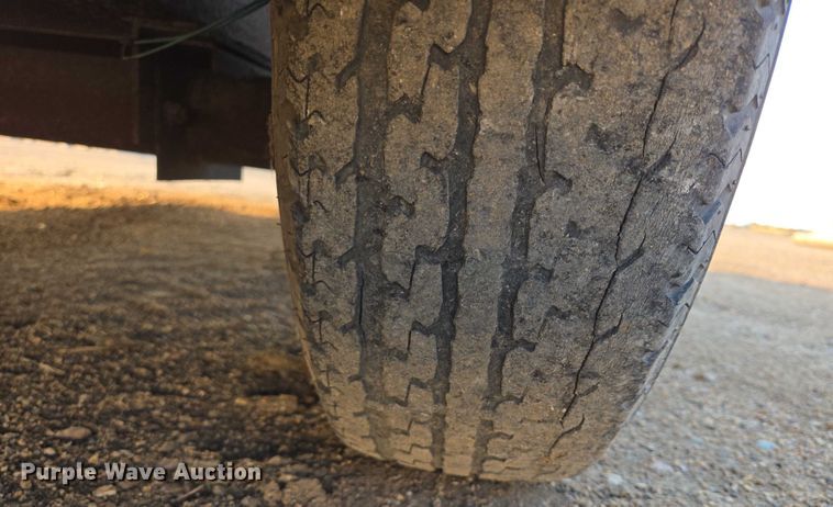 image for item DY1006 1997 Avenger enclosed cargo trailer