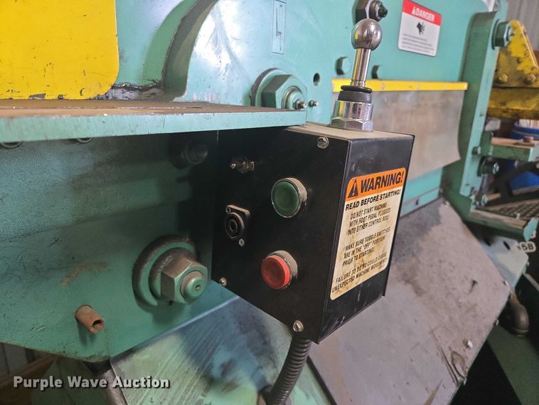 image for item DY1008 Piranha P50 iron worker