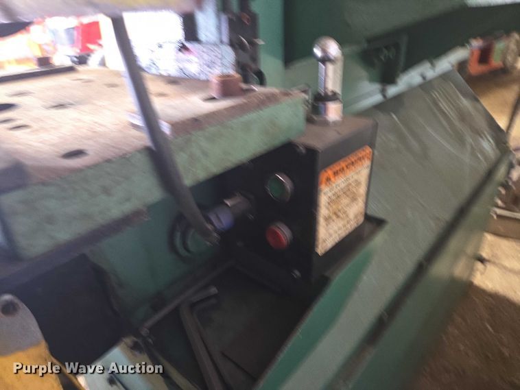 image for item DY1008 Piranha P50 iron worker