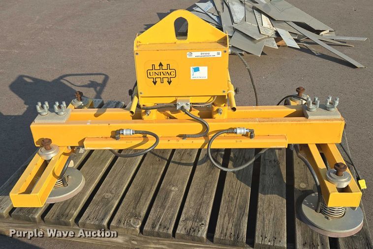 image for item DY1010 Caldwell UniVac vacuum lift