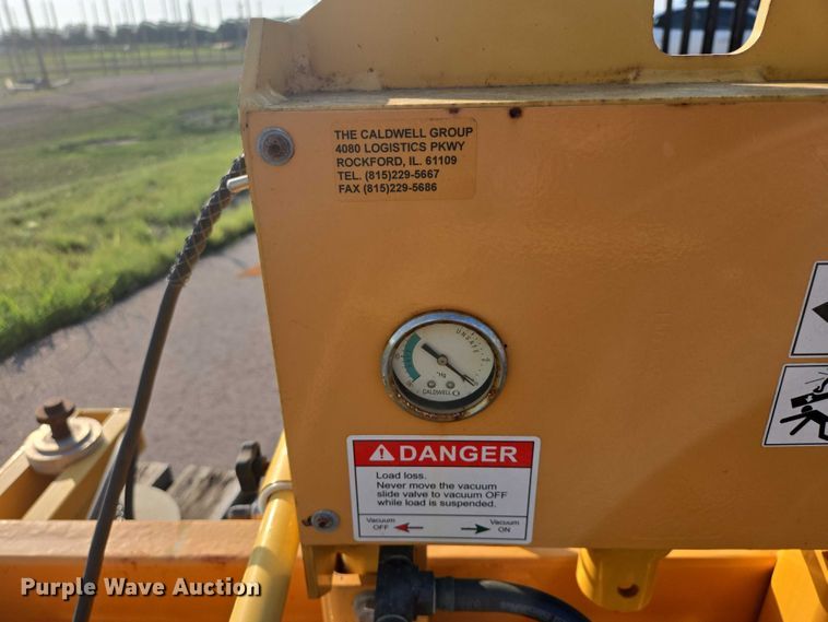 image for item DY1010 Caldwell UniVac vacuum lift