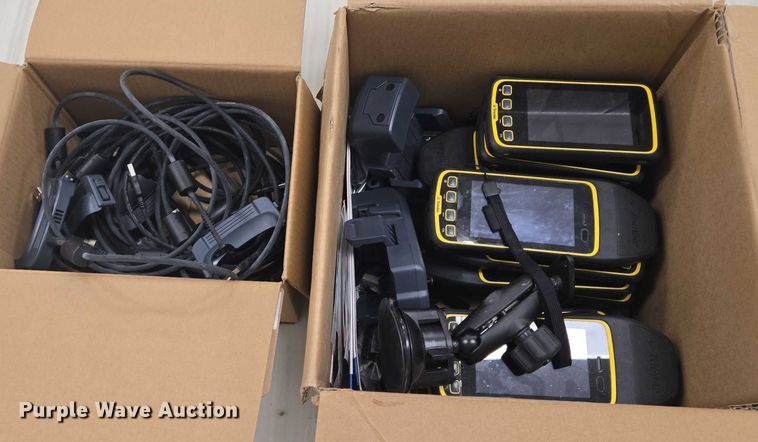 image for item DY1012 (16) Trimble Juno GPS systems