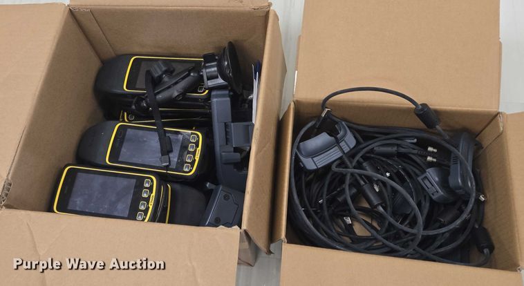image for item DY1012 (16) Trimble Juno GPS systems