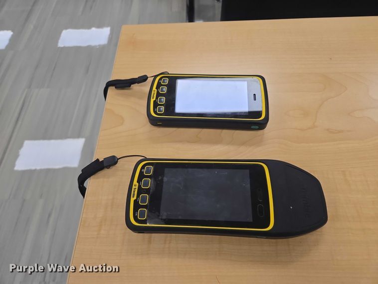 image for item DY1012 (16) Trimble Juno GPS systems