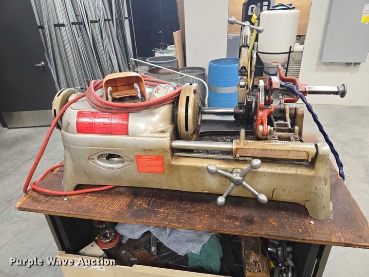 image for item DY1021 Rigid 802 pipe threader