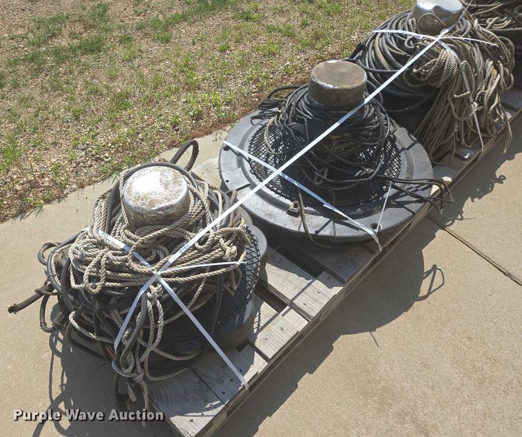 image for item DY1026 (5) Kasco 4400HA100 surface aerators