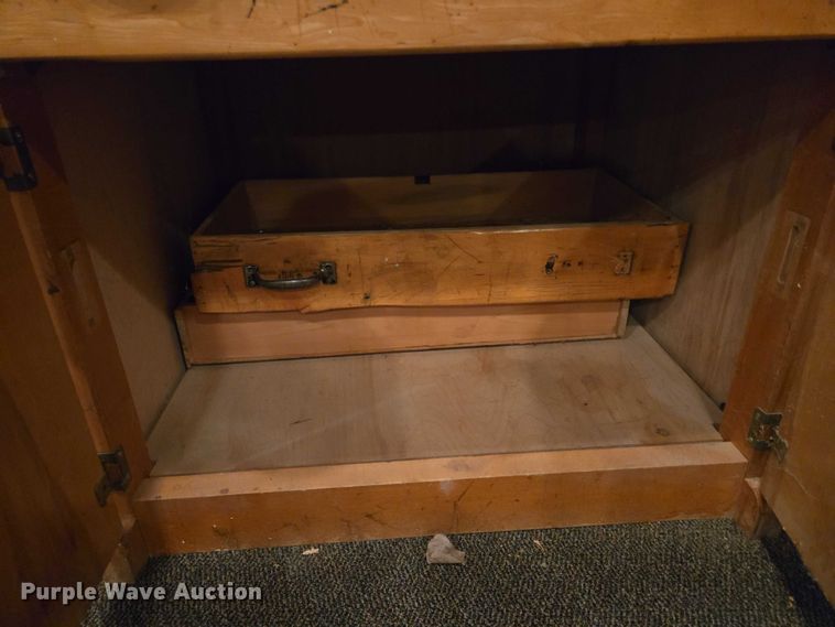 image for item DY1029 Furniture