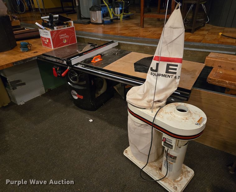 image for item DY1030 Sawstop CB31230 table saw