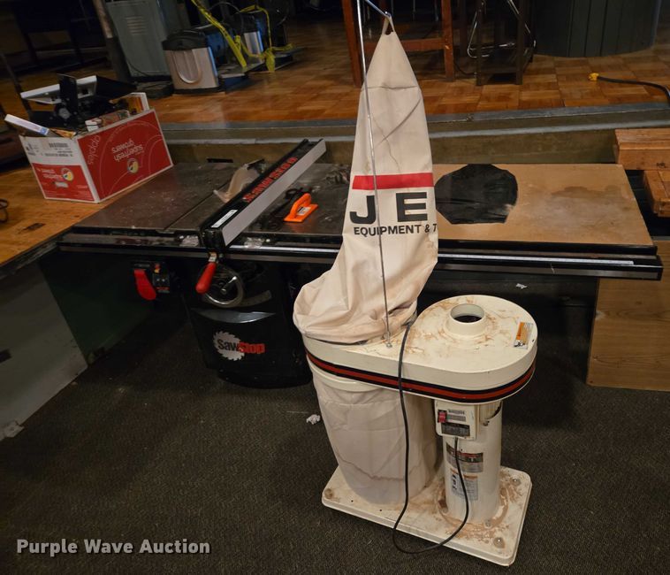 image for item DY1030 Sawstop CB31230 table saw