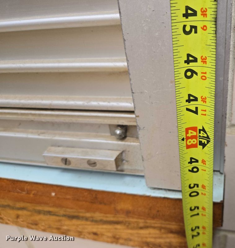 image for item DY1031 (3) roll up doors