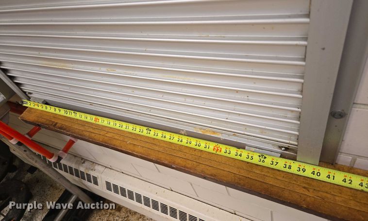 image for item DY1031 (3) roll up doors