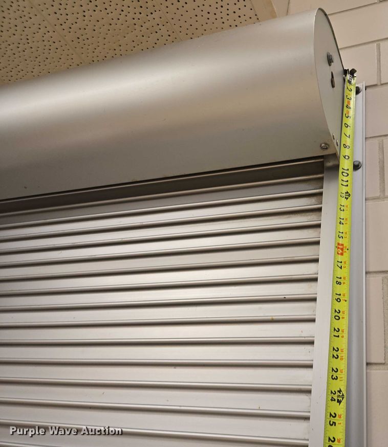 image for item DY1031 (3) roll up doors