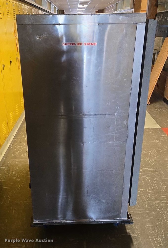 image for item DY1033 (2) Avantco food warmer