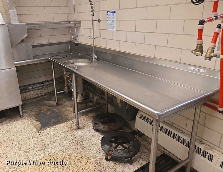 image for item DY1042 Hobart CL44E dish washer