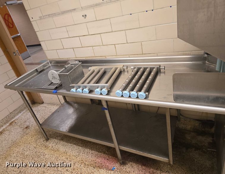 image for item DY1042 Hobart CL44E dish washer