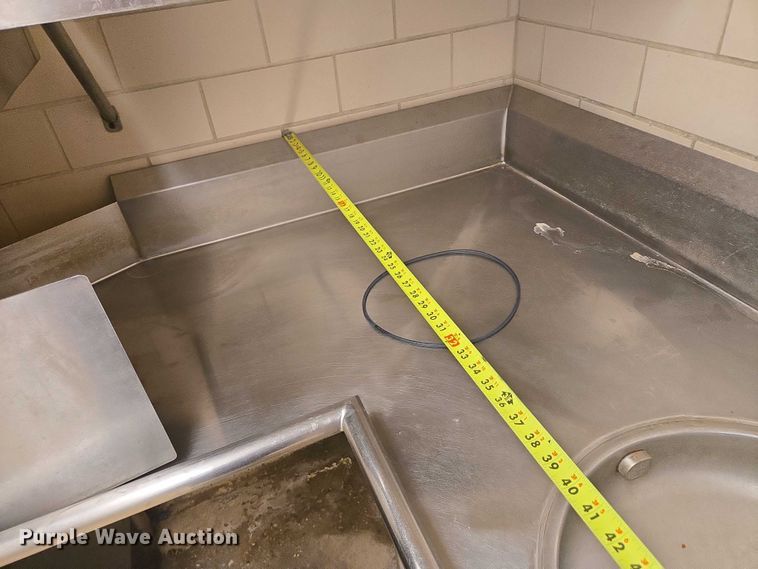 image for item DY1042 Hobart CL44E dish washer