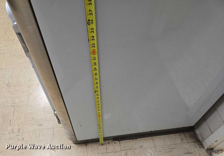 image for item DY1043 Koch refrigerator