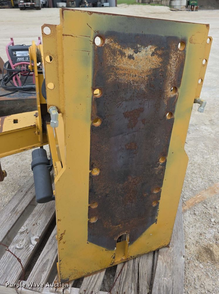 image for item DZ6008 Henke front-mounted scarifier