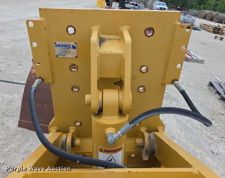 image for item DZ6008 Henke front-mounted scarifier