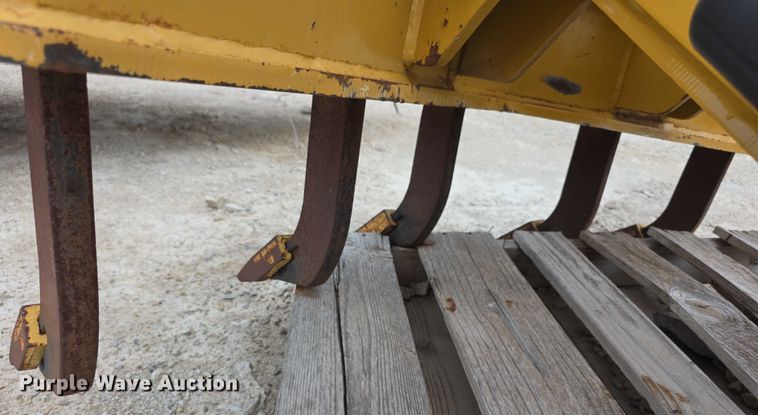 image for item DZ6008 Henke front-mounted scarifier