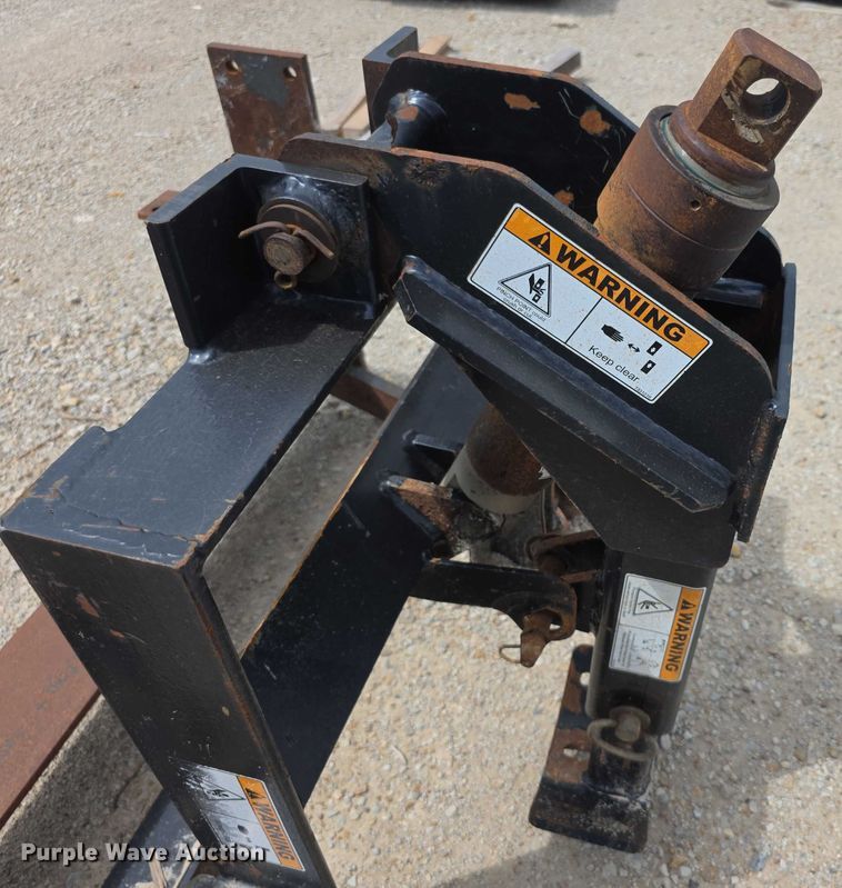 image for item DZ6021 Snow plow mounting bracket