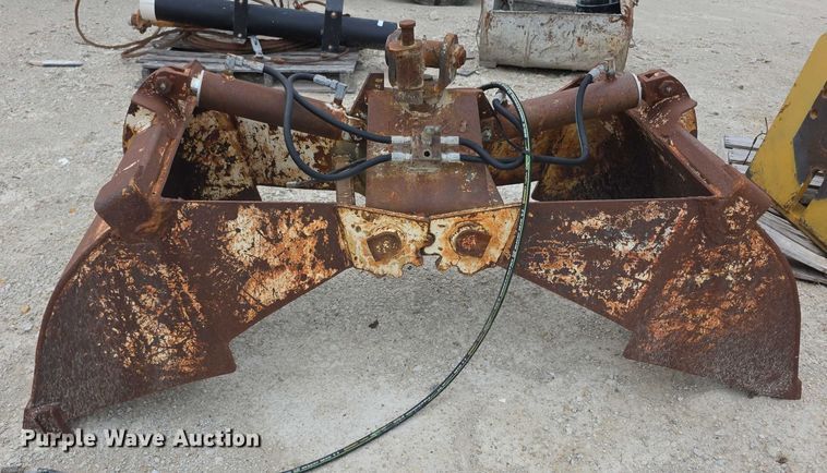 image for item DZ6025 Clamshell bucket