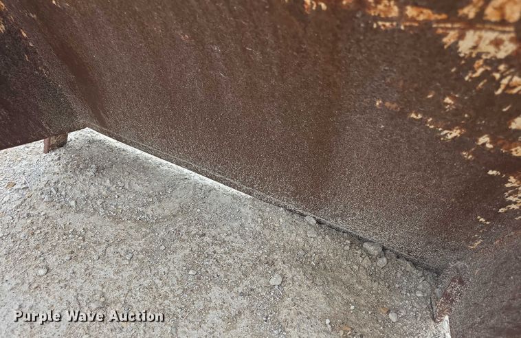 image for item DZ6025 Clamshell bucket