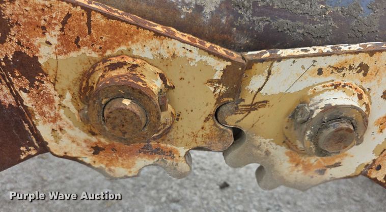 image for item DZ6025 Clamshell bucket