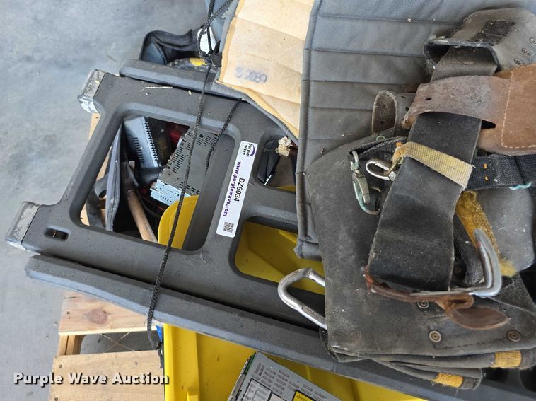 image for item DZ6034 Tools