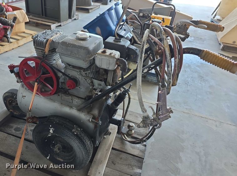 image for item DZ6038 Line sprayer