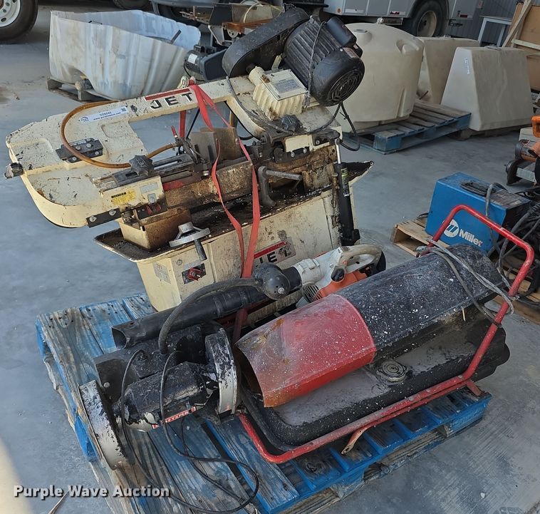 image for item DZ6042 Tools