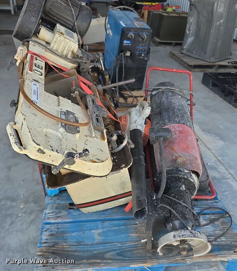 image for item DZ6042 Tools