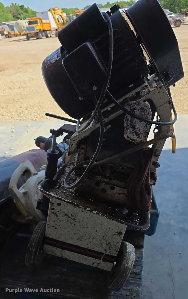 image for item DZ6042 Tools