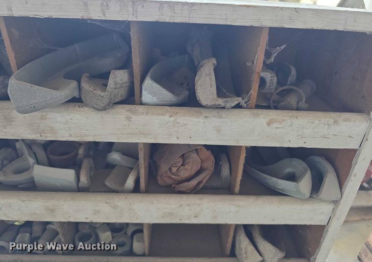 image for item DZ6044 Tools