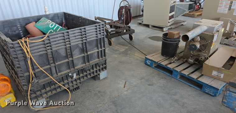 image for item DZ6045 Tools