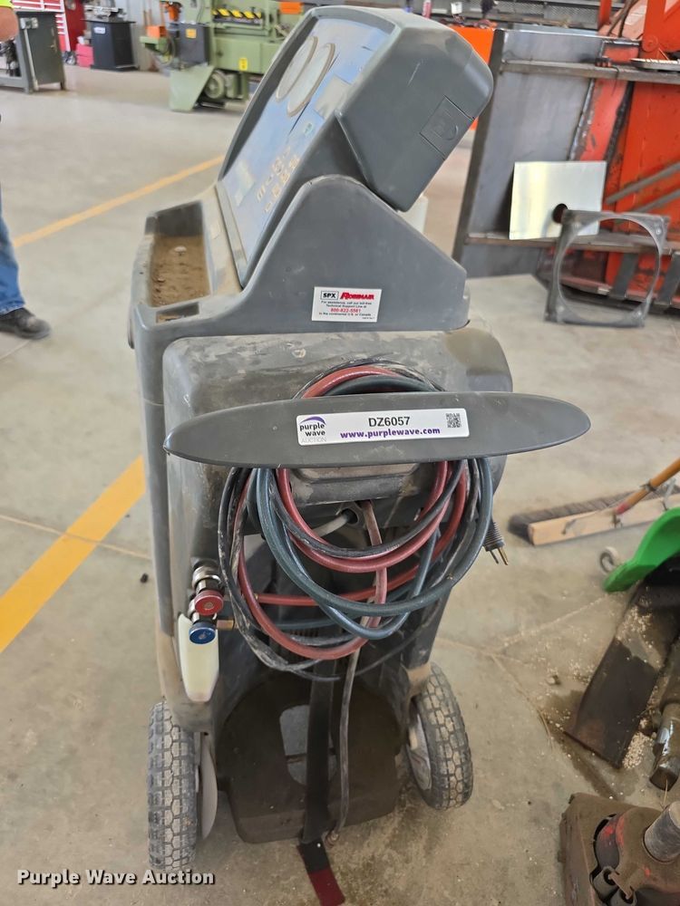 image for item DZ6057 Robinair  34788 reclaimer